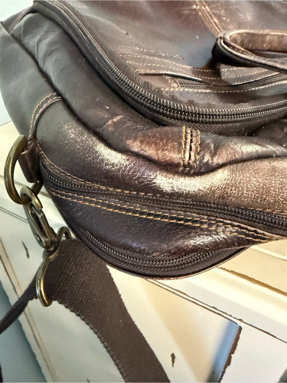 Samsonite Brown Leather Laptop Briefcase Messenger Bag Shoulder Strap